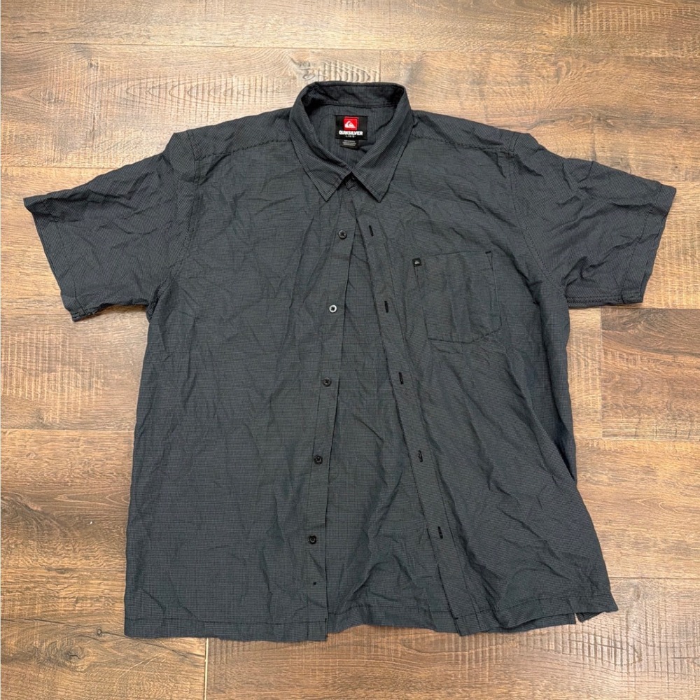 Quiksilver Mens Large Short Sleeve Button Down Shirt Charcoal Grey Micro Grid